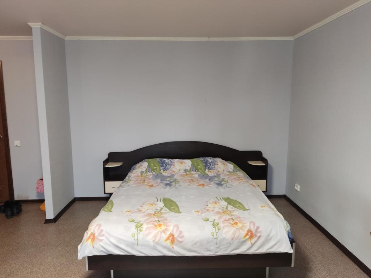 Проспект Миру 35 Apartman Krivij Rih Kültér fotó