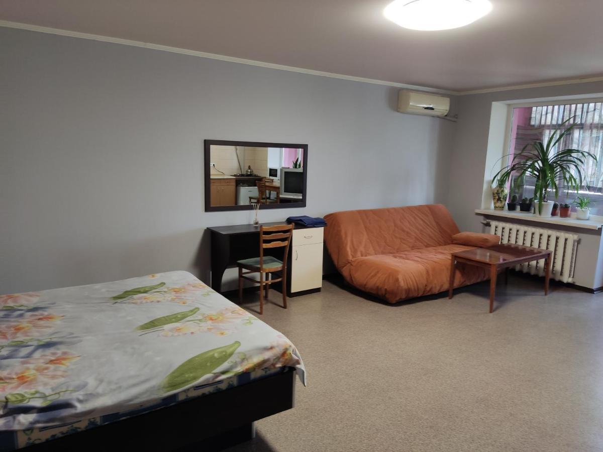 Проспект Миру 35 Apartman Krivij Rih Kültér fotó